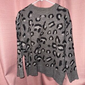 Kendall & Kylie Black and Gray leopard Patterned Sweater